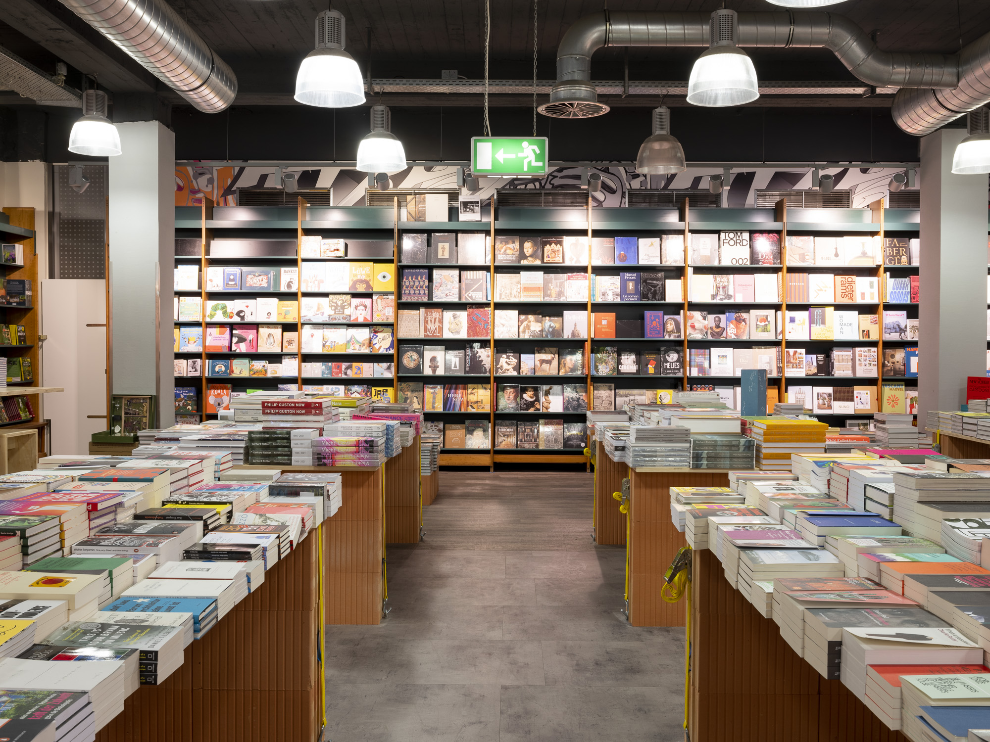 Bookshop Walther König - documenta fifteen