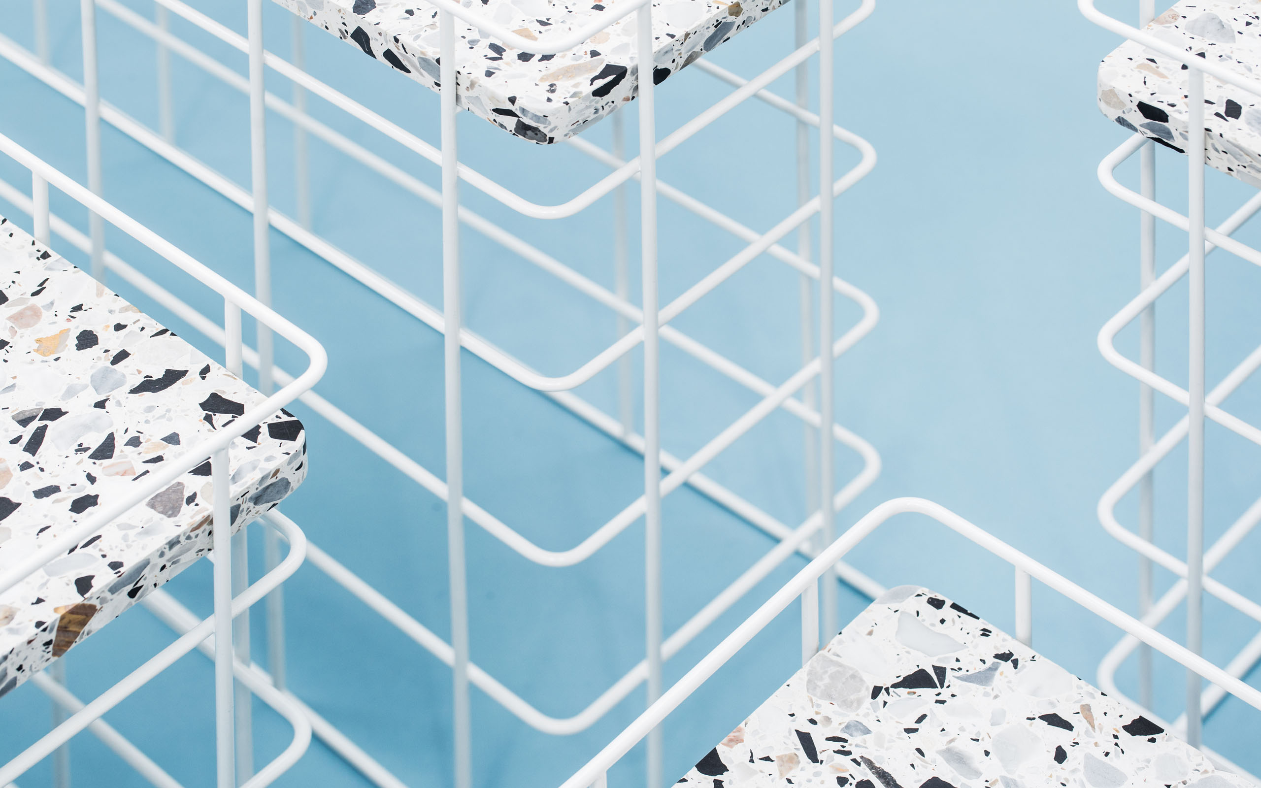 A Detail shot showing parts of the grid structure the tables consist of.